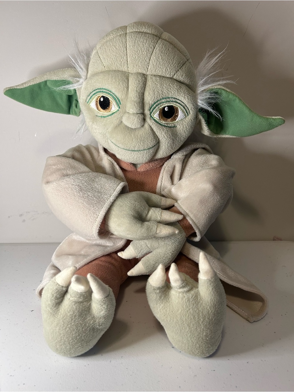 Star Wars Yoda with hooded Robe 18 inch Stuffed Toy Green Jedi Plush